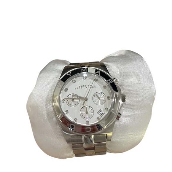 MARC BY MARC JACOBS WOMEN'S STAINLESS STEEL WATCH MBM3100 - Picture 7 of 15